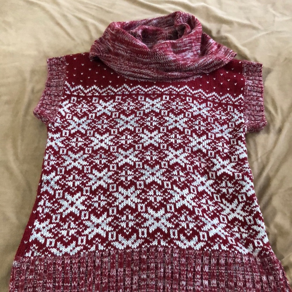 Jessica Simpson Sweater